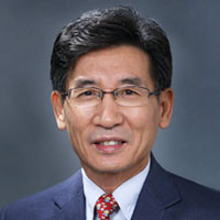 Professor Qikun Xue